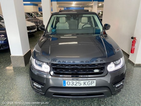 Land-Rover Range Rover Sport 3.0 SD V6 HSE 306CV 4x4 - Castelldefels