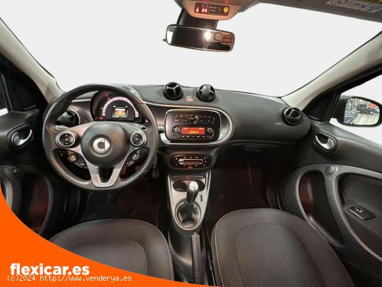 Smart Forfour BASIS PASSION 52 kw 71 CV - Cornellà de Llobregat