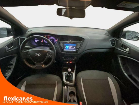 Hyundai i20 1.2 MPI Tecno Nav - Esplugues de Llobregat