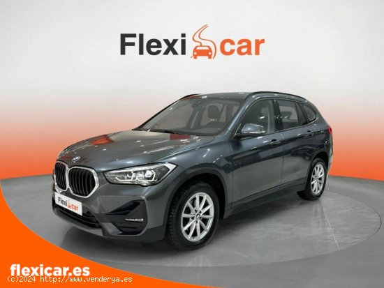 BMW X1 xDrive18d - Pinto