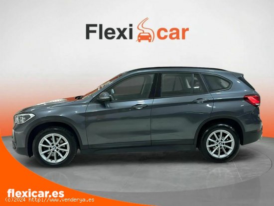 BMW X1 xDrive18d - Pinto