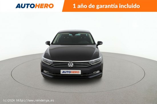 Volkswagen Passat 2.0 TDI Advance BlueMotion - 