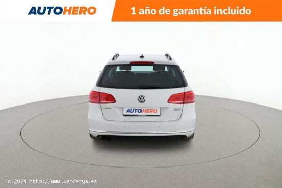 Volkswagen Passat 2.0 TDI Variant 140 Advance Bmotion Tech - 