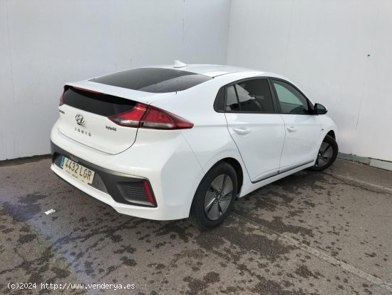 Hyundai IONIQ 1.6 GDI HEV Klass DT - Navalcarnero