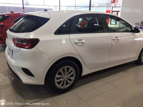 KIA cee-d en venta en Villagonzalo Pedernales (Burgos) - Villagonzalo Pedernales