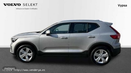 Volvo XC40 2.0 B3 CORE AUTO 163 5P de 2024 con 11.678 Km por 32.500 EUR. en Cordoba