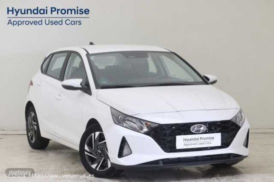 Hyundai i20 1.0 TGDI Klass 100 de 2023 con 11.428 Km por 17.800 EUR. en Barcelona