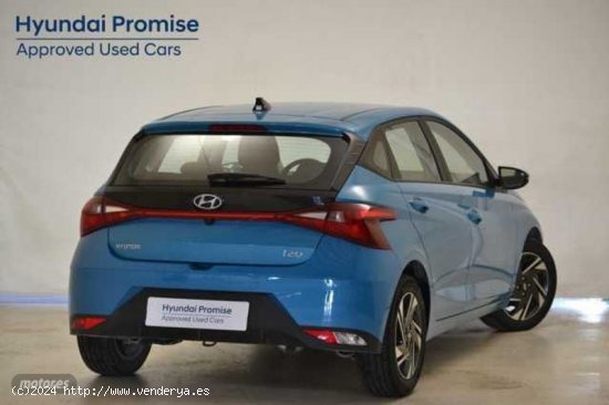 Hyundai i20 1.0 TGDI Klass 100 de 2023 con 13.878 Km por 18.800 EUR. en Barcelona