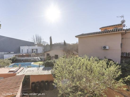 Casa en Sant Boi Marianao - BARCELONA