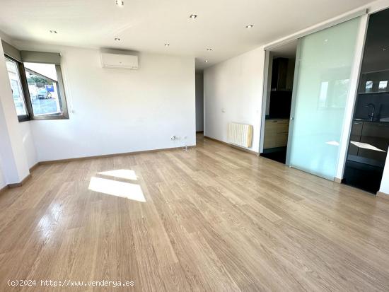 VENTA PISO EN ÒDENA ZONA CENTRO SEMINUEVO, PARKING Y TRASTERO!! - BARCELONA