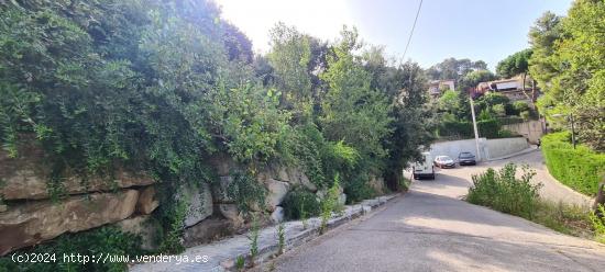 TERRENY EN VENDA A SANT FELIU DEL RACÓ - BARCELONA