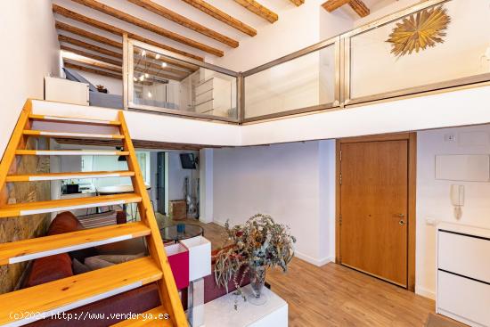 Local-estudio en venta en Raval ¡¡ SIN CEDULA DE HABITABILIDAD !! - BARCELONA