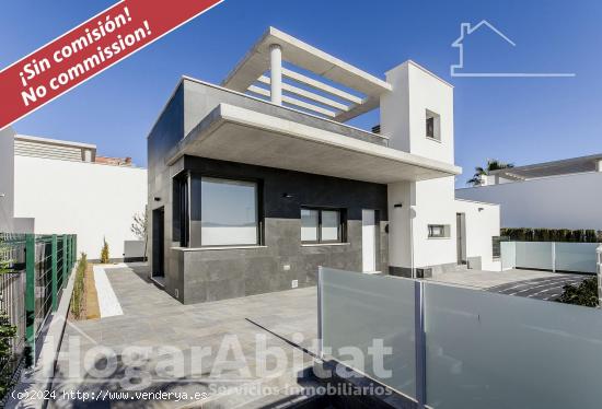 CHALET DE LUJO TOTALMENTE A ESTRENAR CON GRAN TERRAZA Y PISCINA - MURCIA