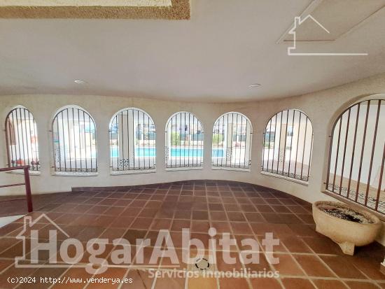 ¡PRIMERA LÍNEA DE PLAYA! EXTERIOR EN RESIDENCIAL CON PISCINA, ASCENSOR Y TERRAZA - CASTELLON