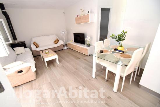 CHALET REFORMADO CON BARBACOA, GARAJE Y TERRAZA JUNTO A LA PLAYA - CASTELLON