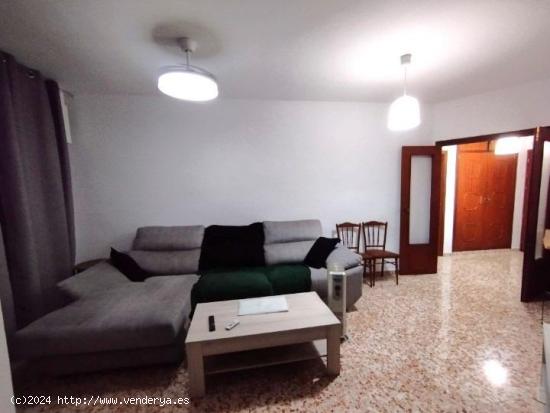 SE ALQUILA HABITACIÓN PARA TRABAJADORES ZONA FERIA - ALBACETE