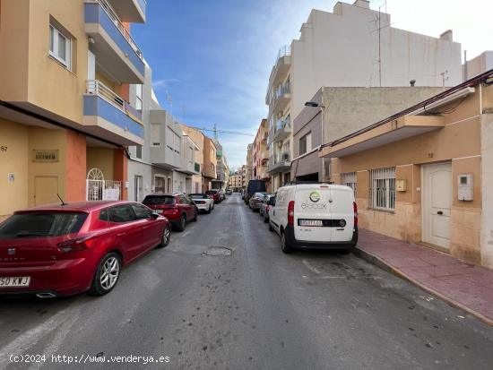 SE VENDE TERRENO/PARCELA. CALLE CONCORDIA. 225 M2. PLAYA A 300 METROS. - ALICANTE