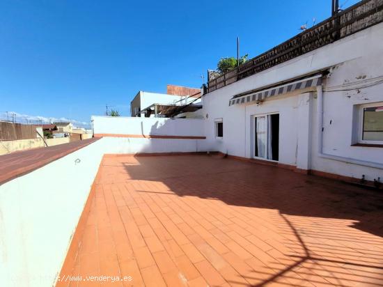 ATICO CON TERRAZA DE 60m2 EN EL RAVAL - BARCELONA