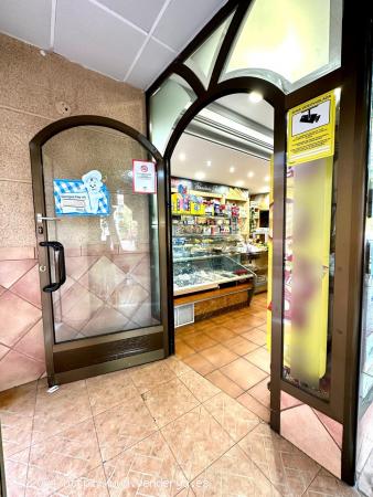  LOCAL COMERCIAL de 60 m2. preparado para Panaderia con horno propio - CORDOBA 