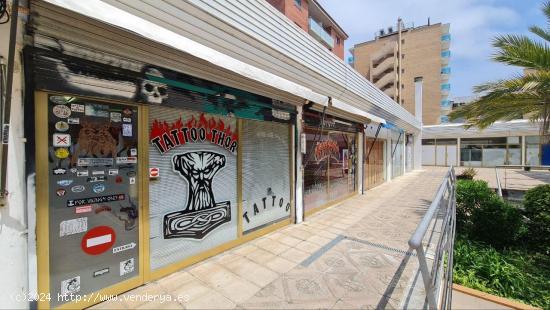 Dos locales comerciales en el paseo en primera línea de mar. - BARCELONA