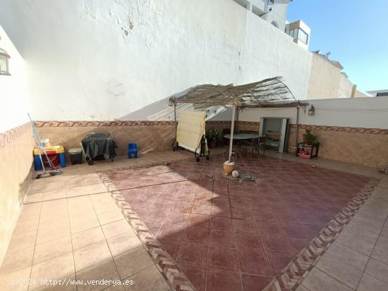 CASA EN ZONA SANTA CATALINA SALE A LA VENTA¡¡¡ - MALAGA