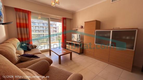 Bonito apartamento en primera línea de Playa de Daimús. Con piscina, garaje y trastero!!!! - VALEN