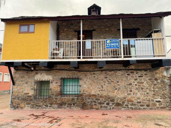  SE VENDE CASA REFORMADA EN SANTO TOMAS DE LAS OLLAS - LEON 