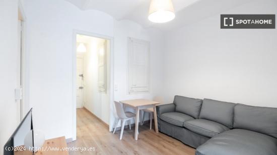 Apartamento totalmente equipado a unos pasos del metro Poblenou - BARCELONA