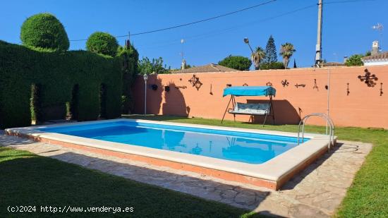 VENTA DE CHALET EN LAS VEGUETAS - CADIZ