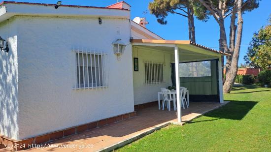 VENTA DE CHALET EN LAS VEGUETAS - CADIZ