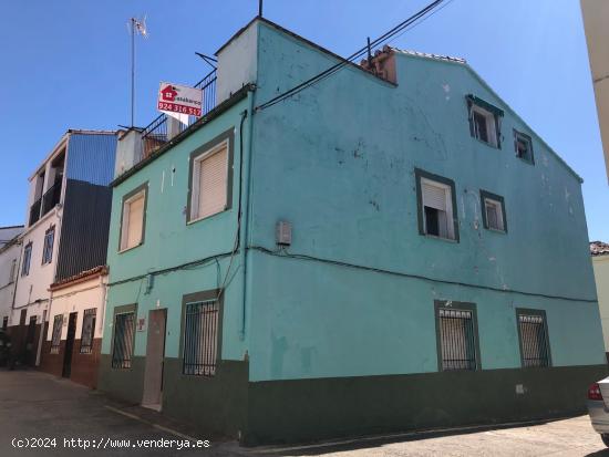  CASABANCO VENDE  VIVIENDA AMPLIA EN MONTEHERMOSO - CACERES 