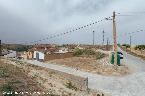 SE VENDE SOLAR EN CÚLLAR - GRANADA