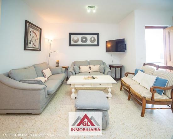  APARTAMENTO EN EL CENTRO CON GARAJE INCLUIDO!! - CADIZ 