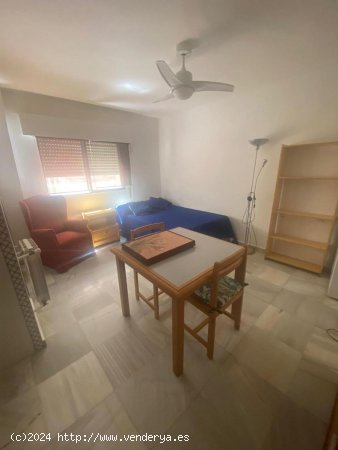  Estudio en alquiler en Granada (Granada) 