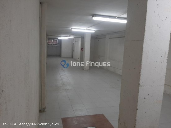 Local comercial en venta  en Ripollet - Barcelona