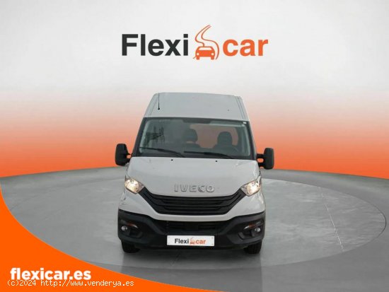 Iveco Daily daily 12m3 furgon 35s16v 2.3 MJET 156 ra - Girona