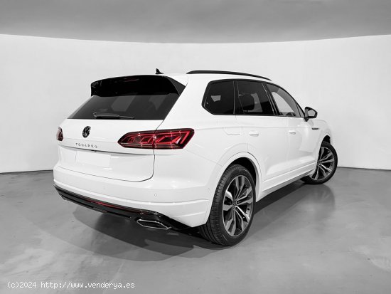 Volkswagen Touareg Nuevo  R-Line V6 3.0 TDI 210kW (286CV) BMT Tiptronic (CR75SJ12) - 