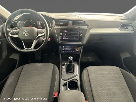 Volkswagen Tiguan Nuevo  Edition 1.5 TSI SG6 130 CV (AX12AX11) - 