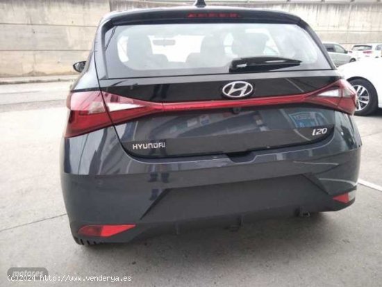 Hyundai i20 1.0 TGDI Klass 100 de 2023 con 2.212 Km por 18.500 EUR. en Segovia