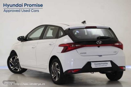 Hyundai i20 1.0 TGDI Klass 100 de 2023 con 8.142 Km por 17.500 EUR. en Barcelona