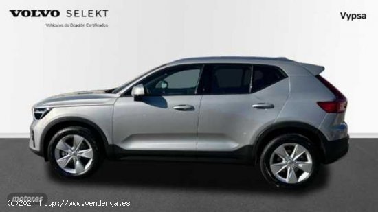 Volvo XC40 2.0 B3 CORE AUTO 163 5P de 2024 con 12.251 Km por 32.500 EUR. en Malaga