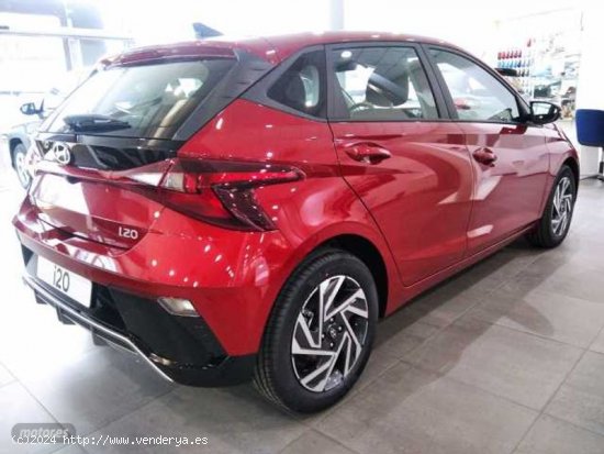 Hyundai i20 1.2 MPI Klass de 2024 con 26.722 Km por 17.900 EUR. en Segovia