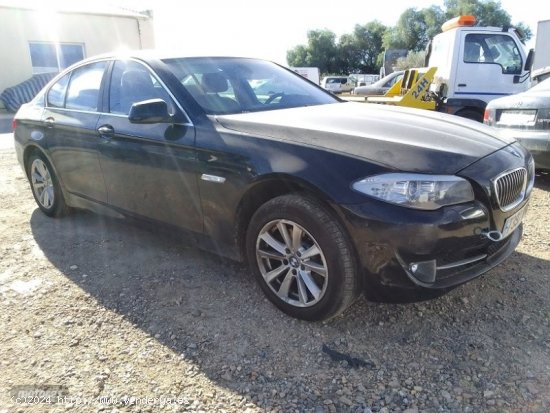 BMW Serie 5 520 D 184 CV (MOTOR ROTO). de 2011 con 267.000 Km por 6.000 EUR. en Murcia