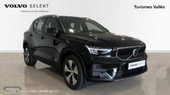 Volvo XC40 T2 CORE AUTO de 2023 con 22.677 Km por 33.900 EUR. en Barcelona