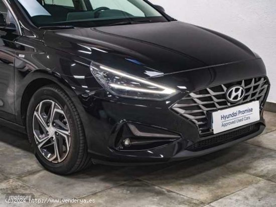 Hyundai i30 1.0 TGDI Tecno 48V 120 de 2022 con 17.000 Km por 20.990 EUR. en Guipuzcoa