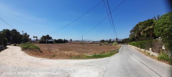 OCASIÓN TERRENO A 2 ESQUINAS - ALICANTE