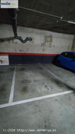 PLAZA DE PARKING EN LA ZONA ESPORTIVA A TOCAR DE FGC NACIONS UNIDES - BARCELONA