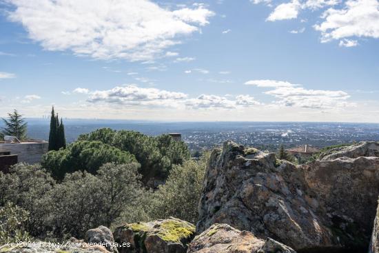 ^**^EN VENTA MAGNÍFICA PARCELA EN TORRELODONES CON UN GRAN PROYECTO DE ARQUITECTURA DE VANGUARDIA^*