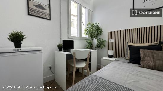 Increíble dormitorio en el centro de Madrid - MADRID