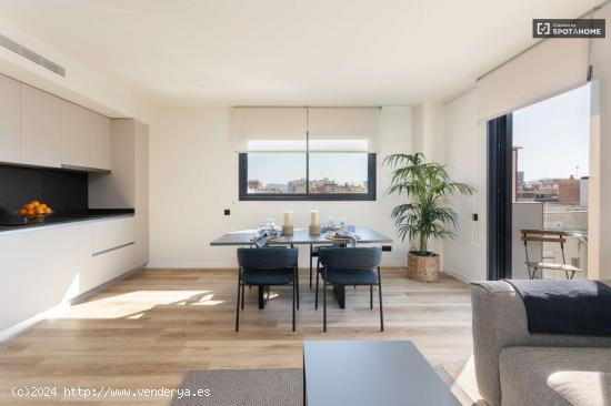  Apartamento de 2 dormitorios en alquiler en Sant Martí - BARCELONA 